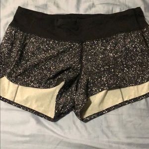 Lululemon speckled Speed up short